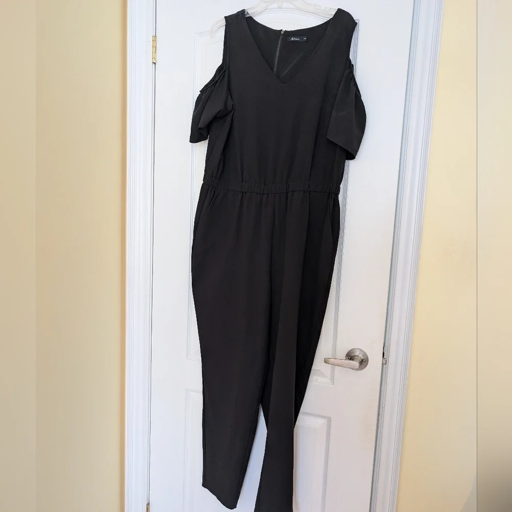 Reitmans Xl Black Jumpsuit With Shoulder Cut Outs - Picture 1 of 9
